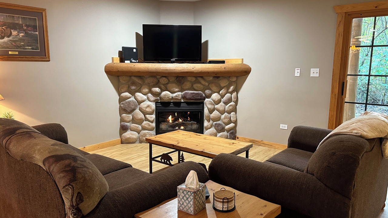 Photo of Livingroom in Oglesby