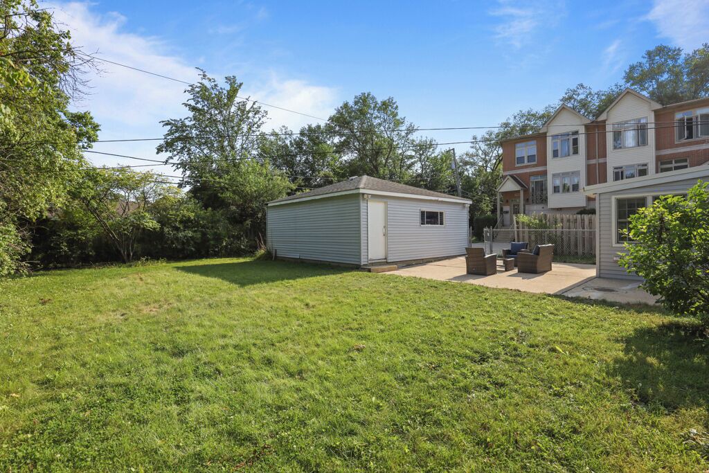 Photo of Outdoor in Morton Grove