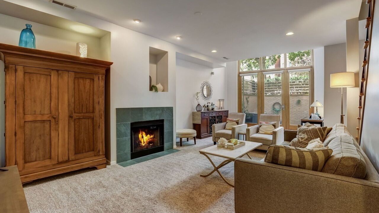 Photo of Livingroom in Wicker Park