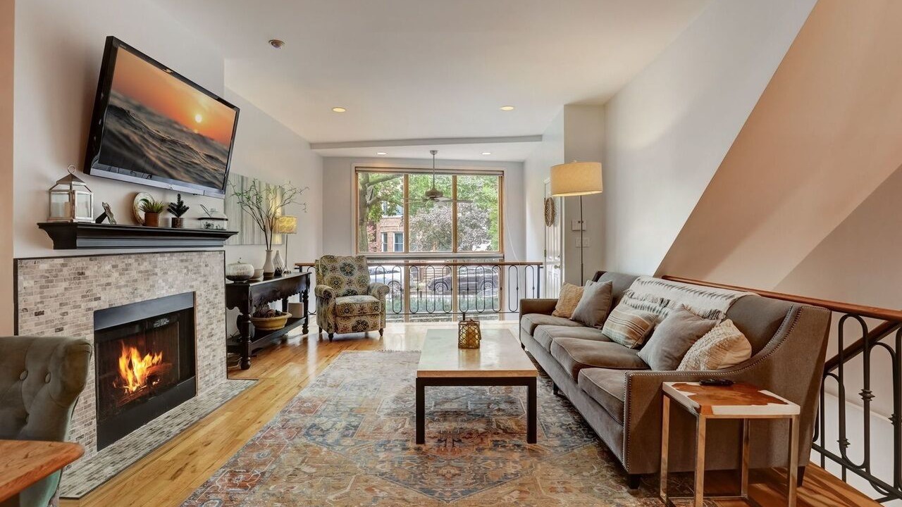 Photo of Livingroom in Wicker Park
