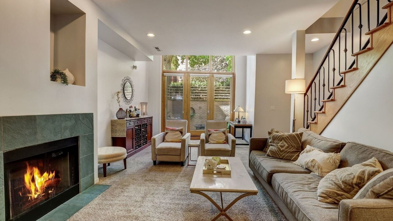 Photo of Livingroom in Wicker Park