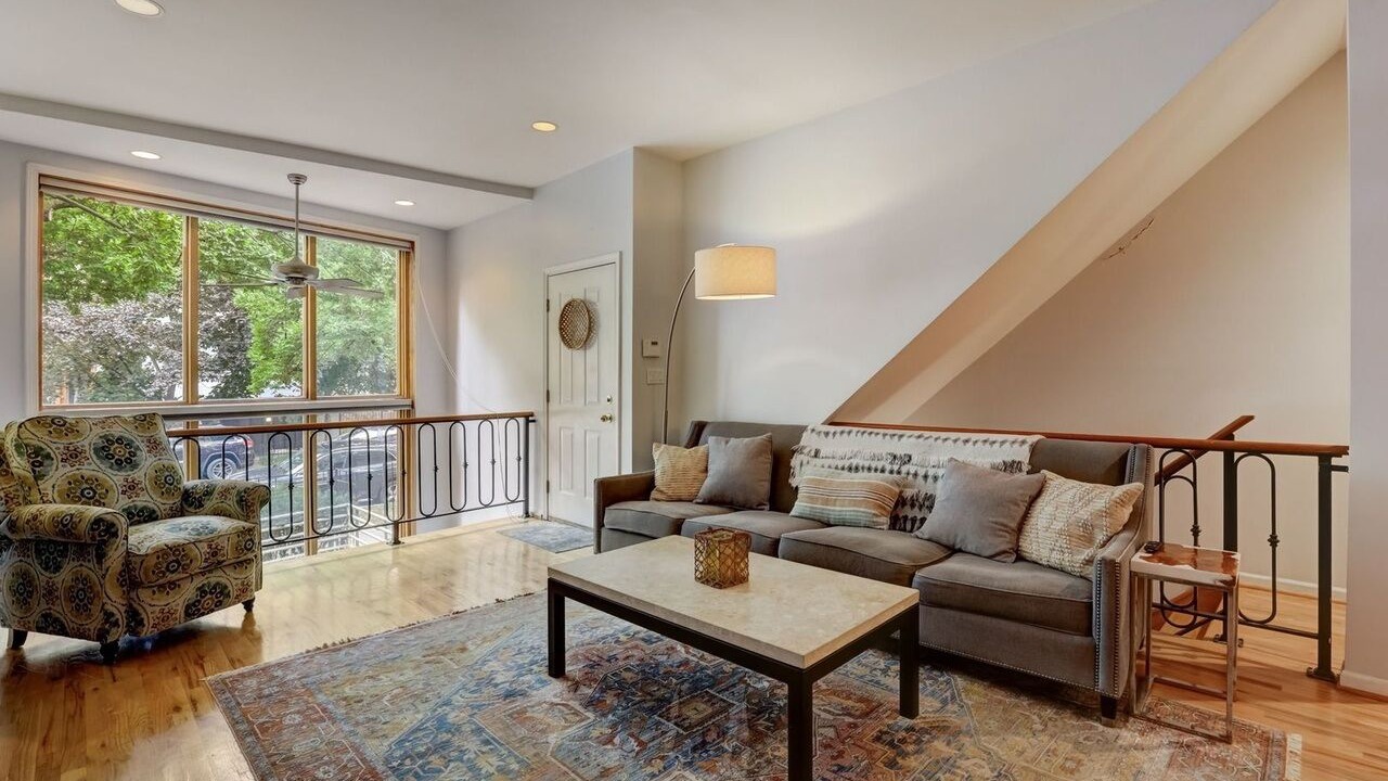 Photo of Livingroom in Wicker Park