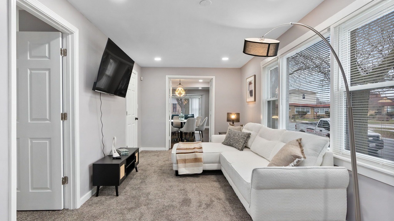 Photo of Livingroom in Calumet Heights