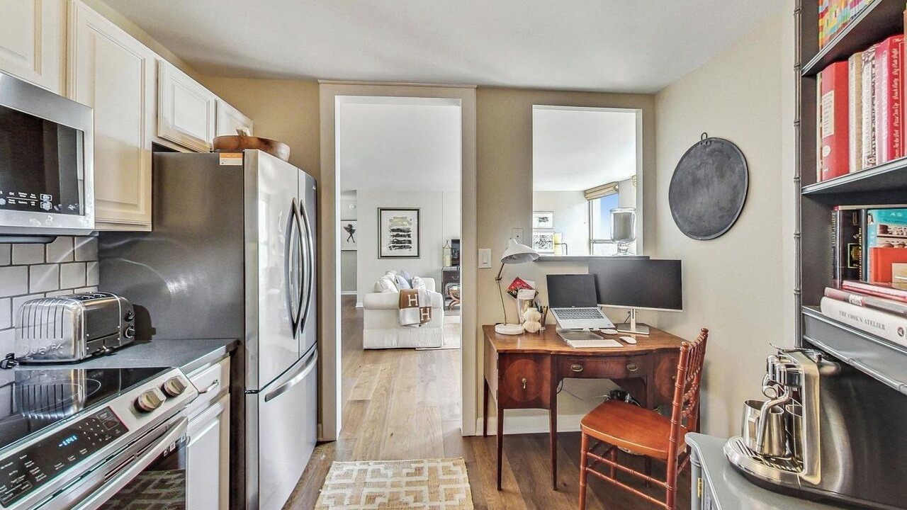 Photo of Kitchen in Lincoln Park