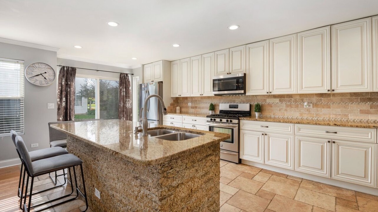Photo of Kitchen in Romeoville