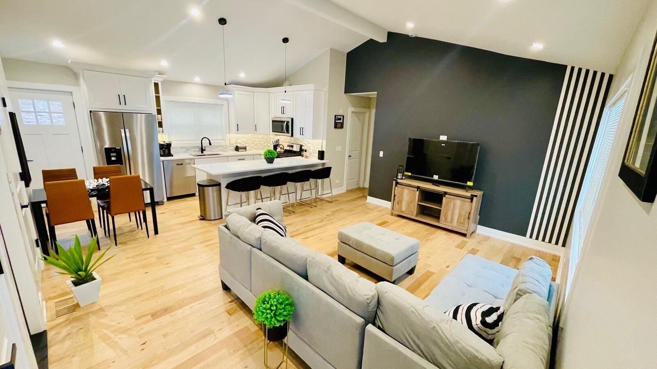 Photo of Livingroom in Willowbrook