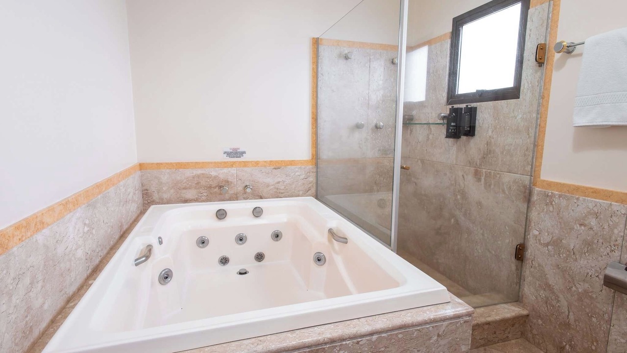 Photo of Bathroom in Wood Dale