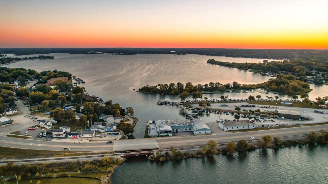 Photo of Others in Fox Lake
