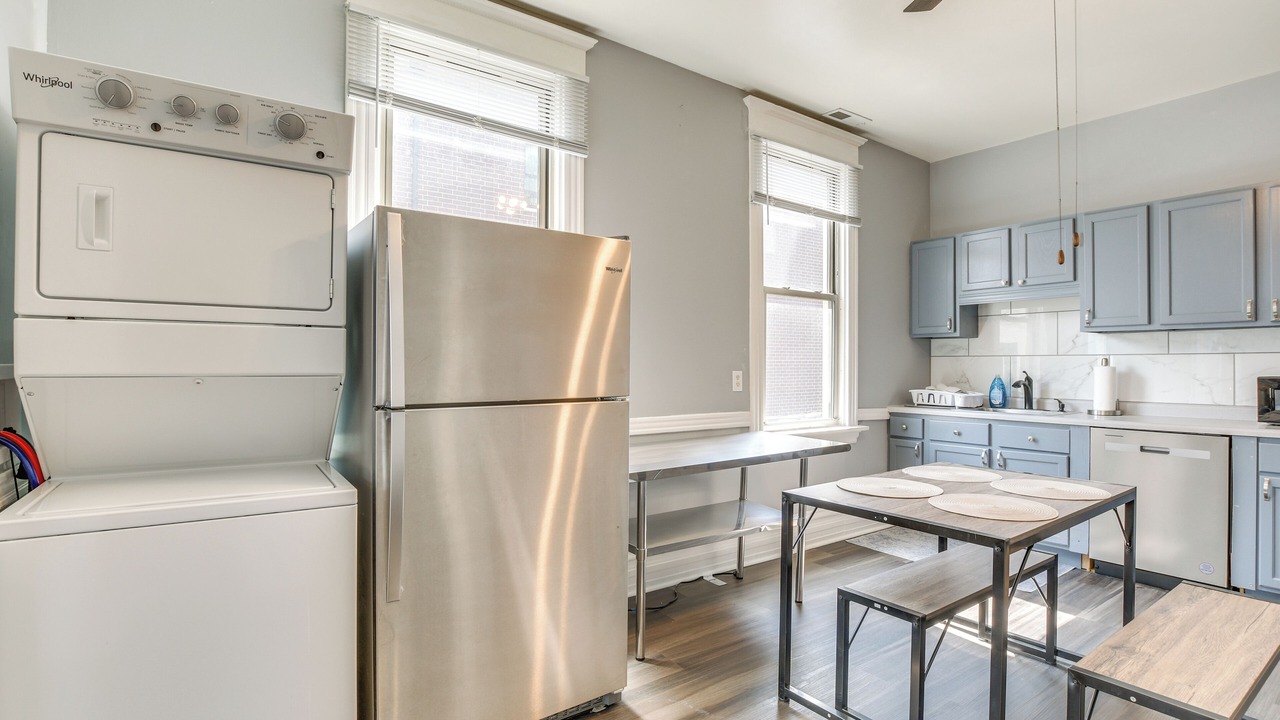 Photo of Kitchen in West Lakeview