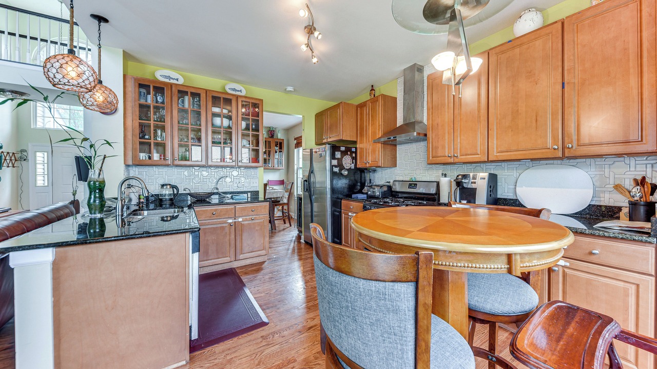 Photo of Kitchen in Grayslake