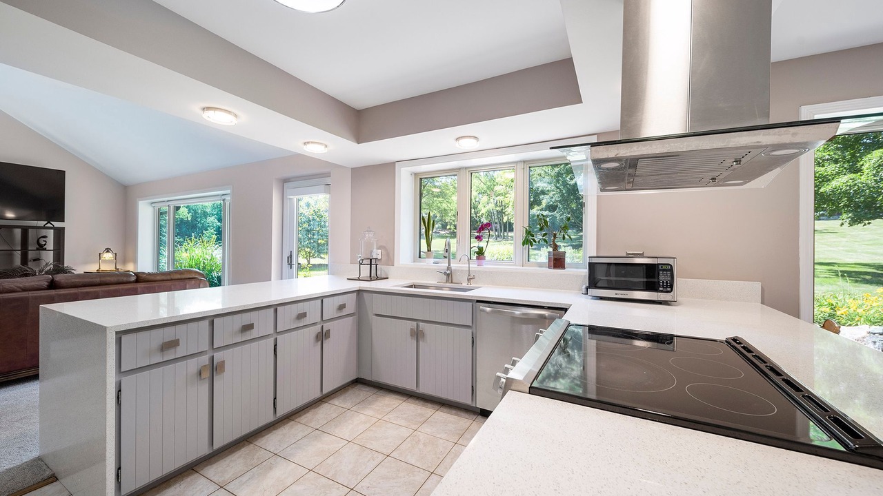 Photo of Kitchen in Plato Center