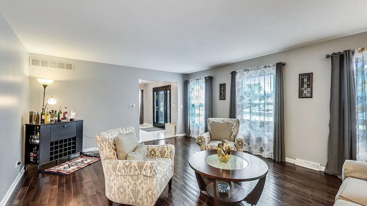 Photo of Livingroom in Lombard
