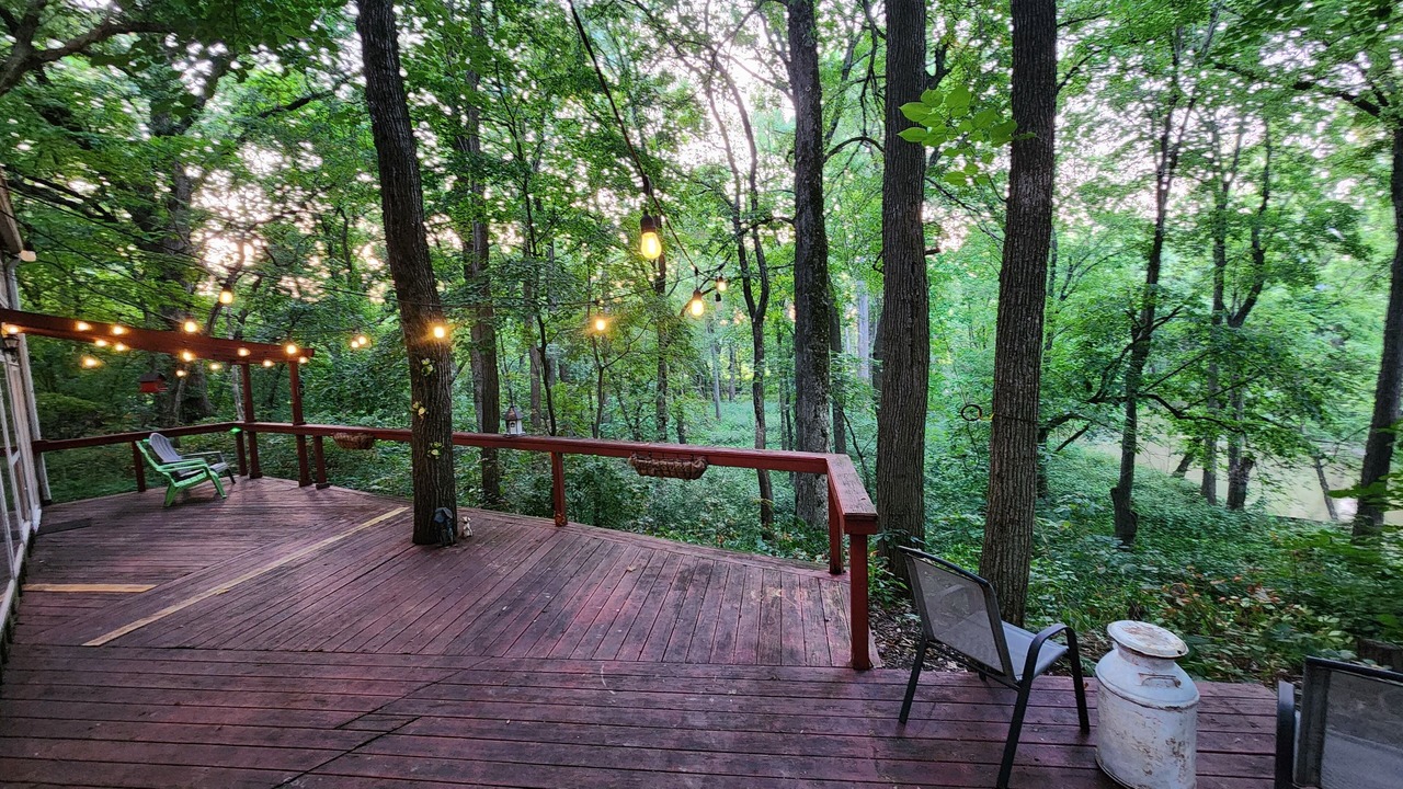 Photo of Outdoor in Armstrong