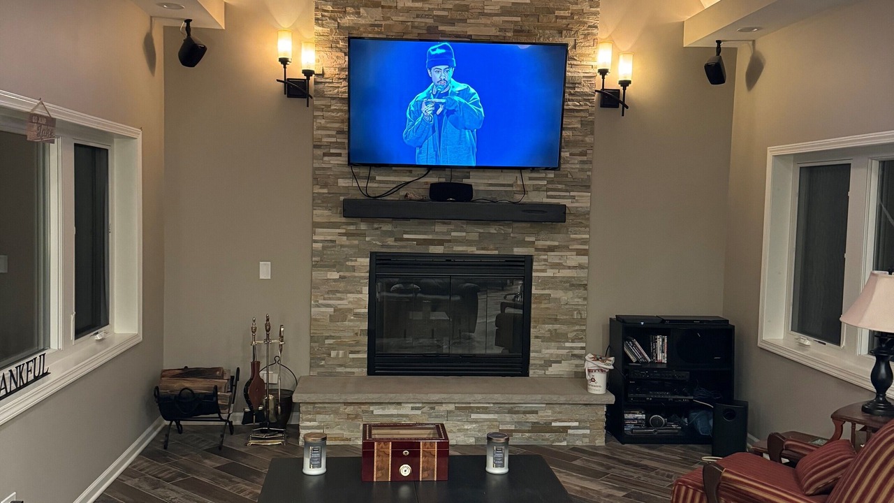 Photo of Livingroom in Fox Lake