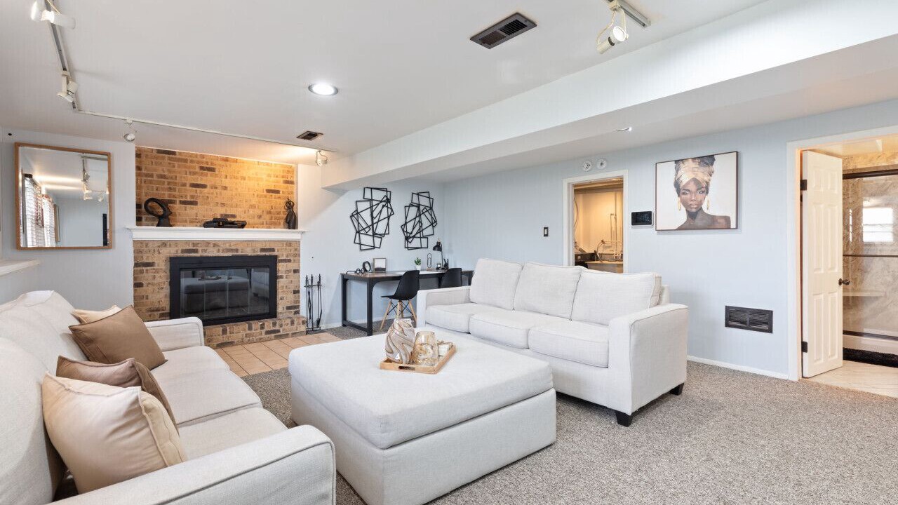 Photo of Livingroom in Country Club Hills