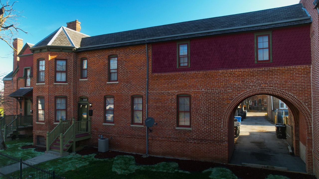 Photo of Outdoor in Roseland