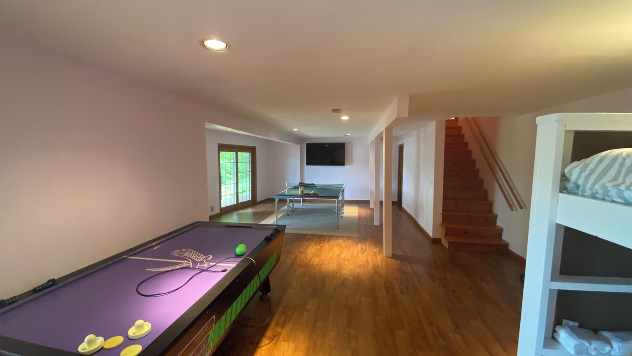 Photo of Bedroom in Oak Run