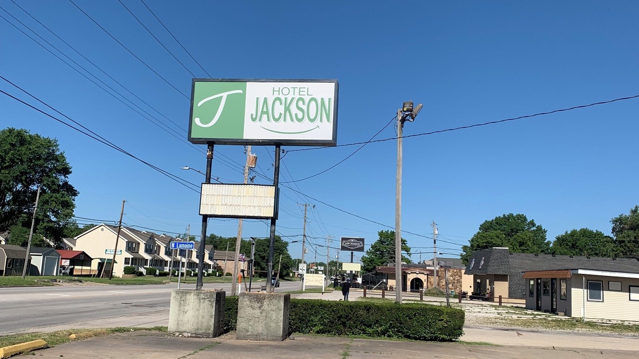 Photo of Outdoor in Macomb