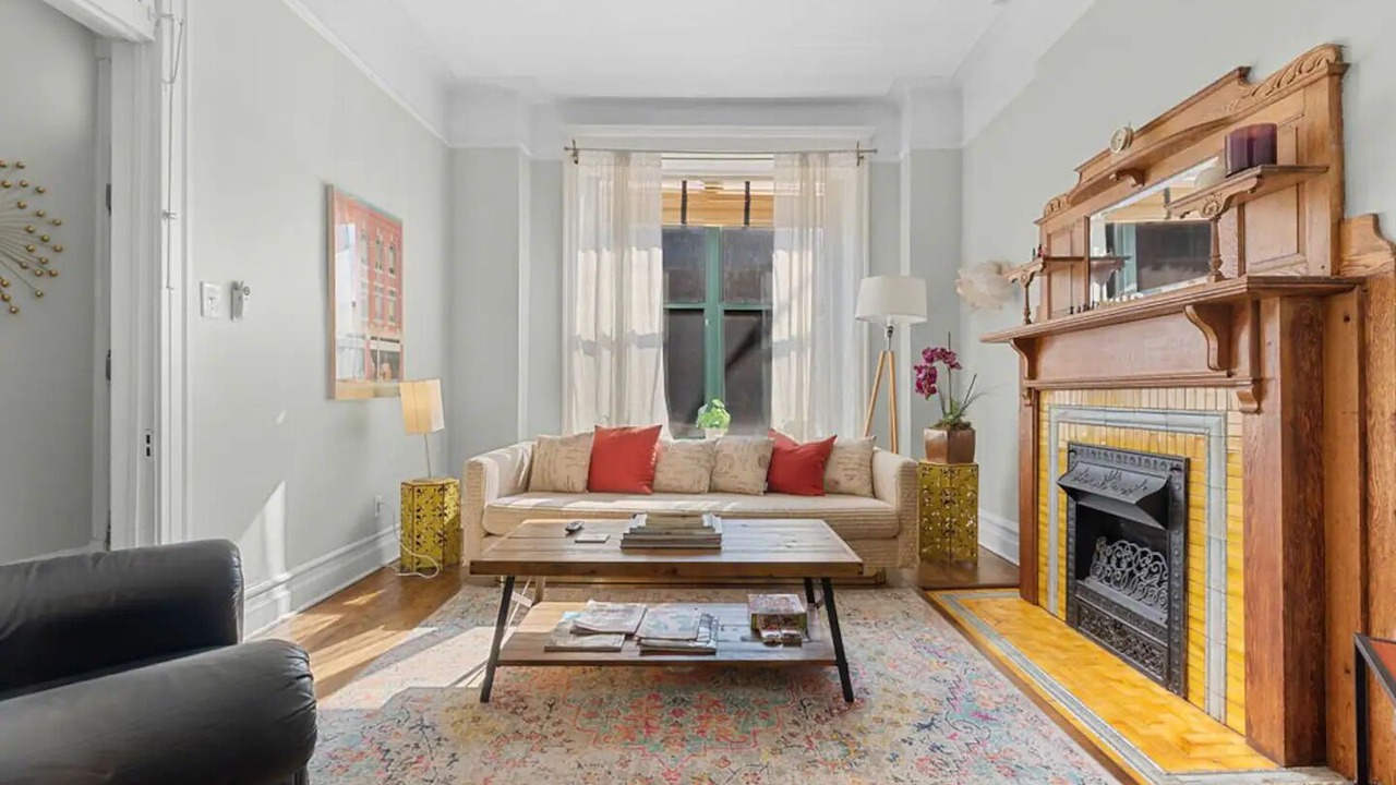 Photo of Livingroom in River North