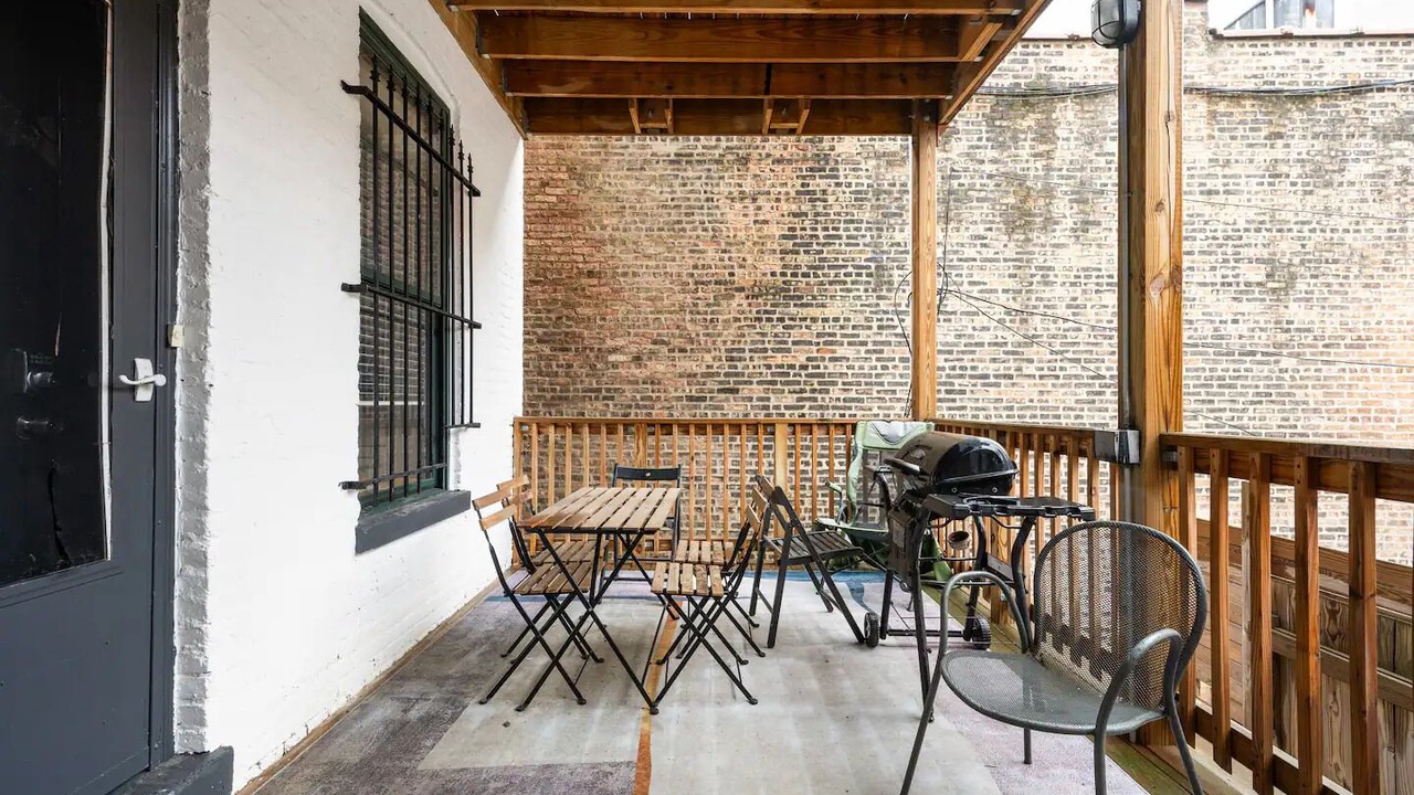 Photo of Outdoor in River North