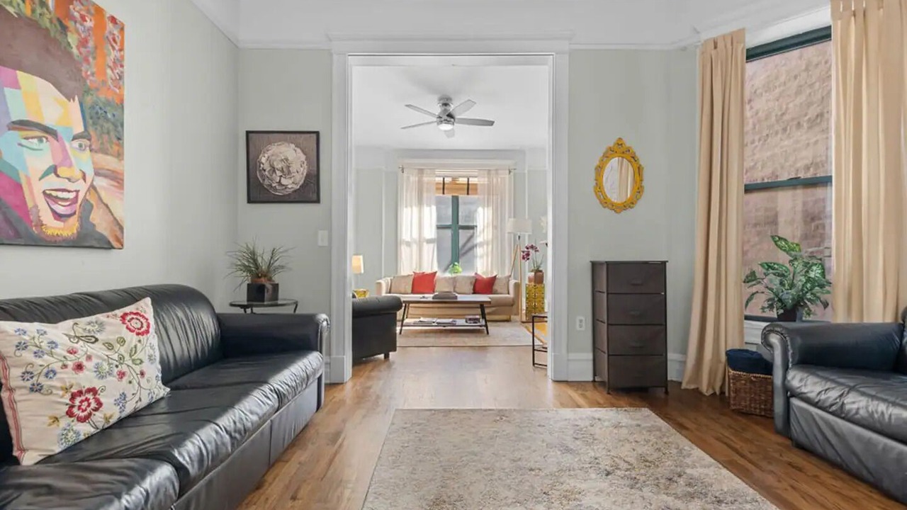 Photo of Livingroom in River North