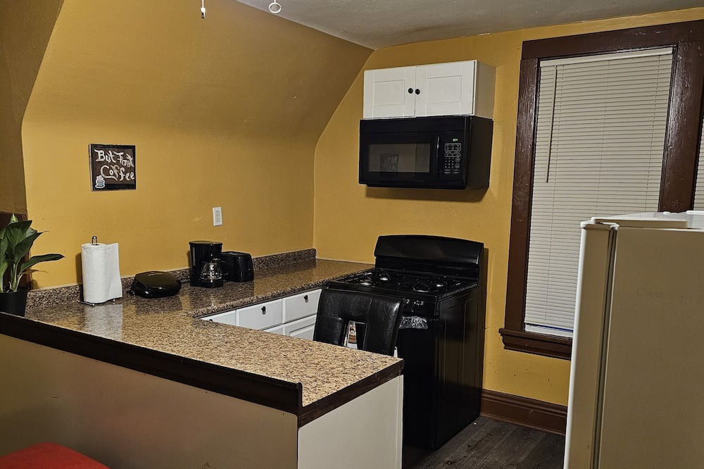 Photo of Kitchen in South Chicago Heights