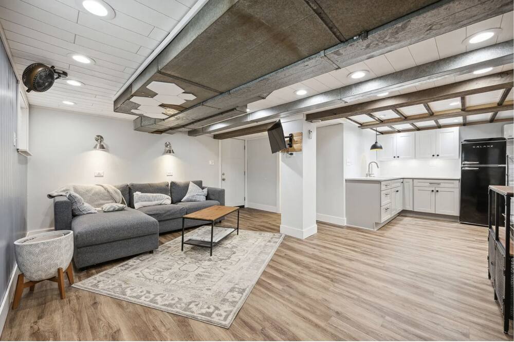 Photo of Livingroom in Forest Park