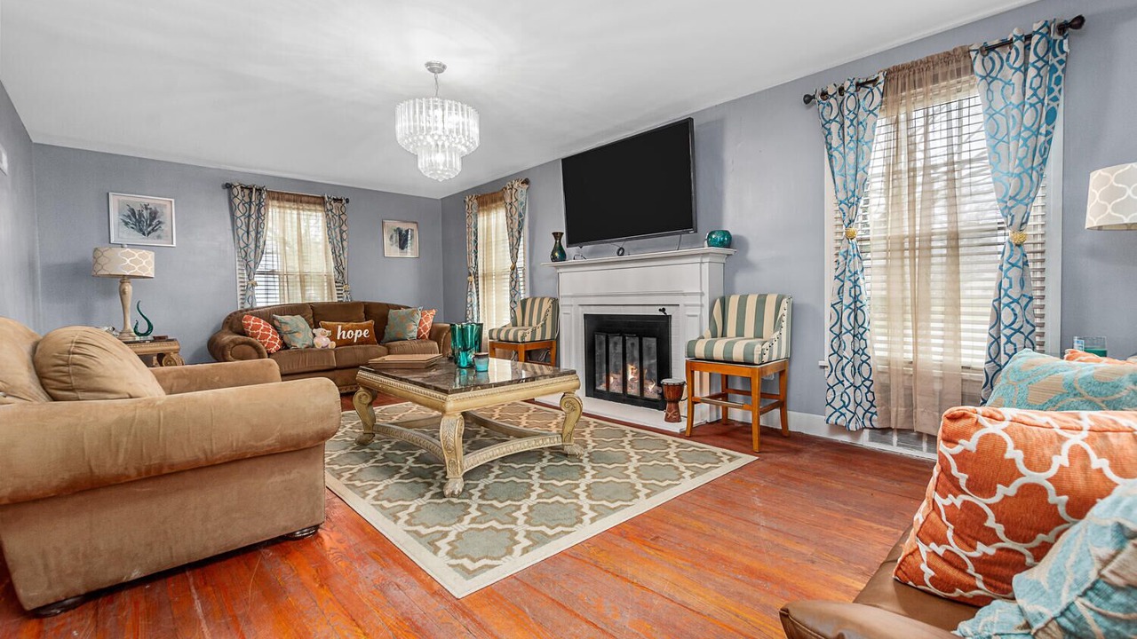 Photo of Livingroom in Belleville