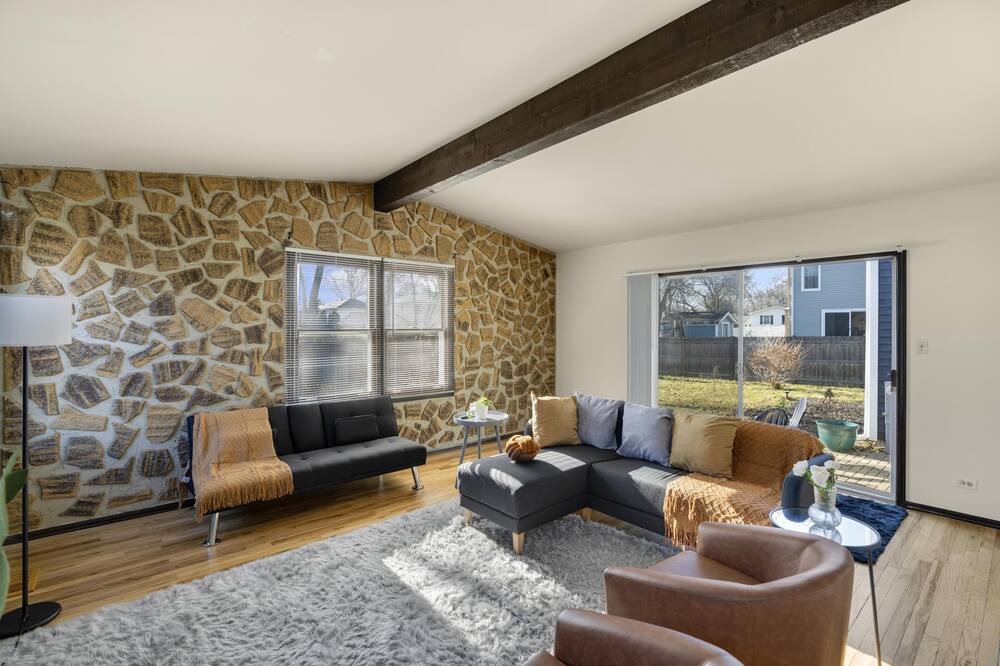 Photo of Livingroom in Downers Grove