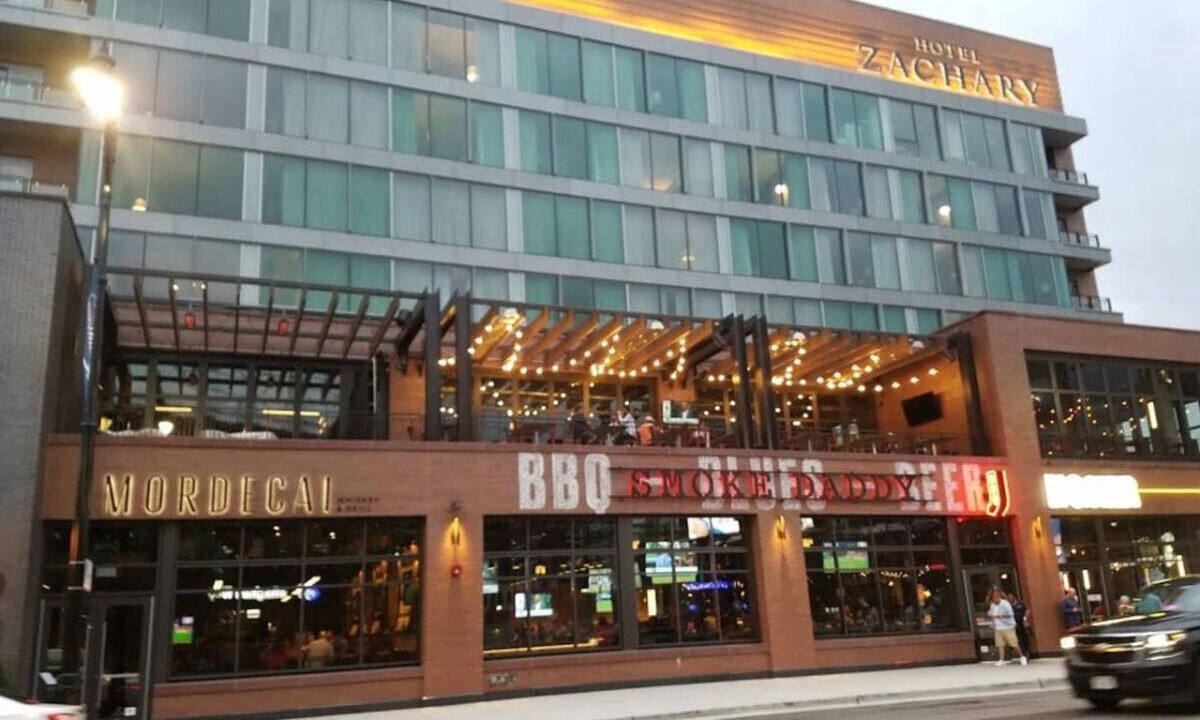 Photo of Outdoor in Lakeview