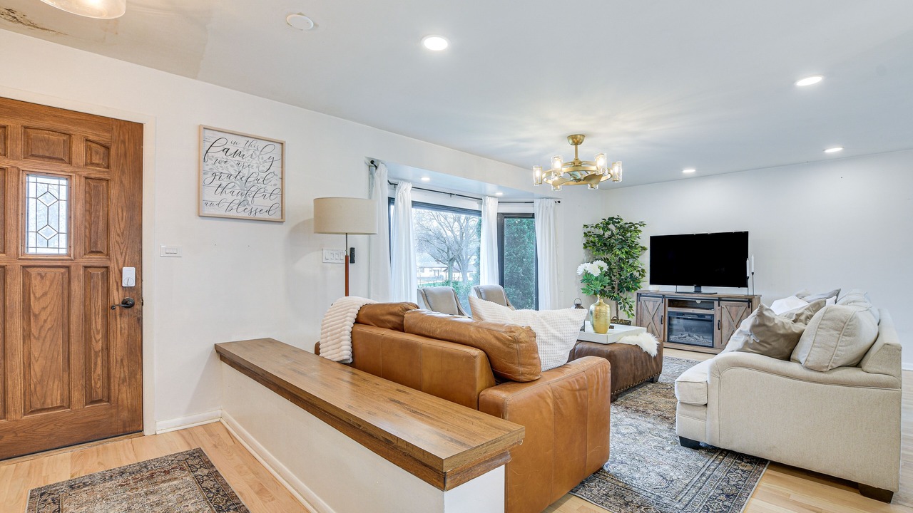 Photo of Livingroom in Villa Park