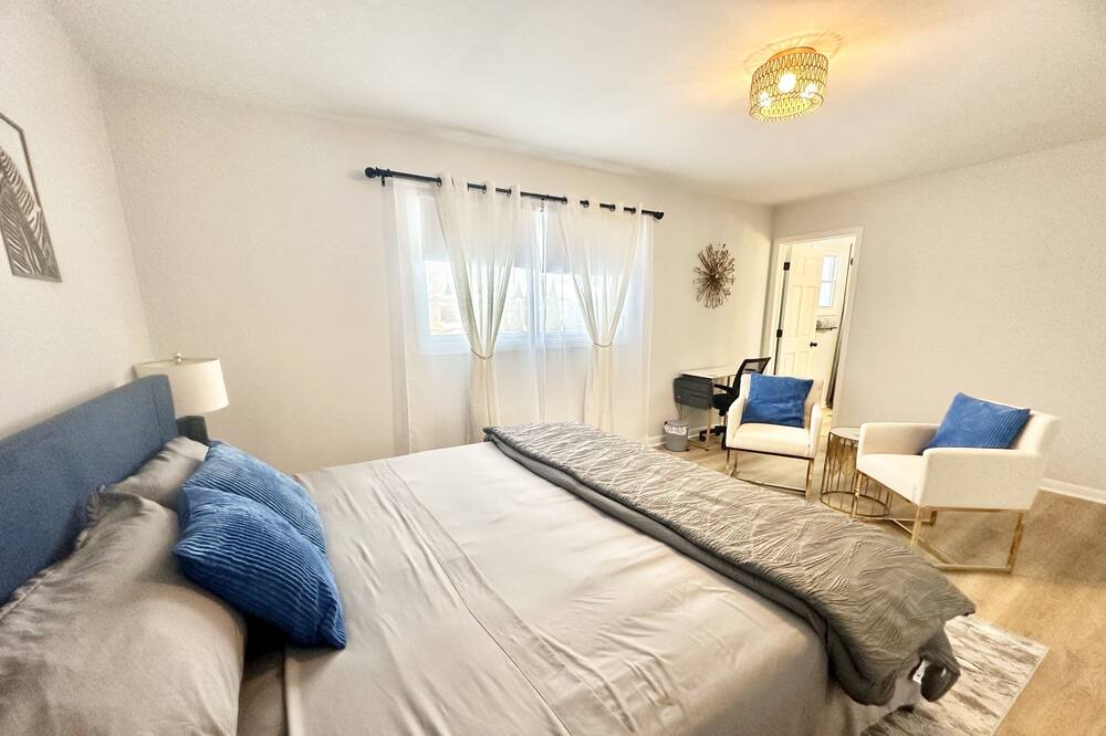 Photo of Bedroom in Hanover Park