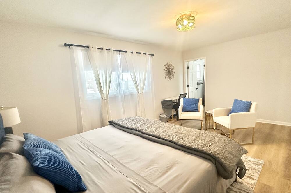 Photo of Bedroom in Hanover Park