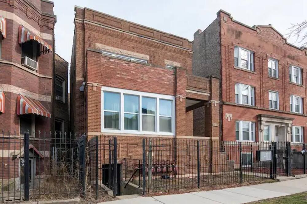 Photo of Outdoor in Woodlawn