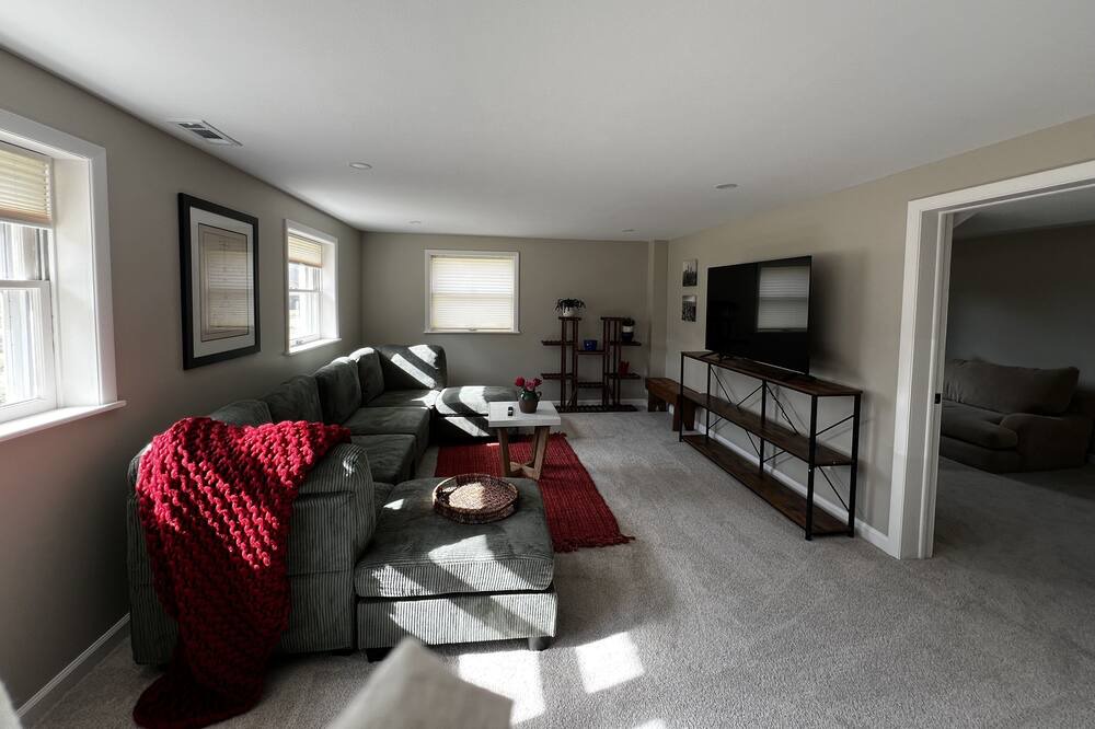 Photo of Livingroom in Urbana