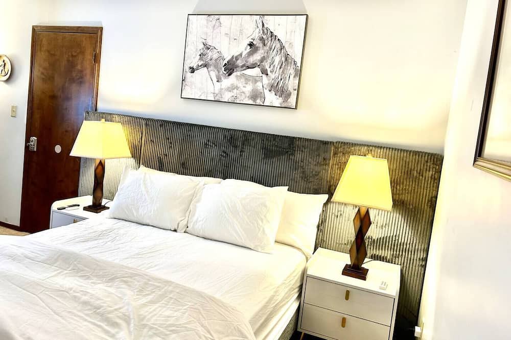 Photo of Bedroom in Savoy
