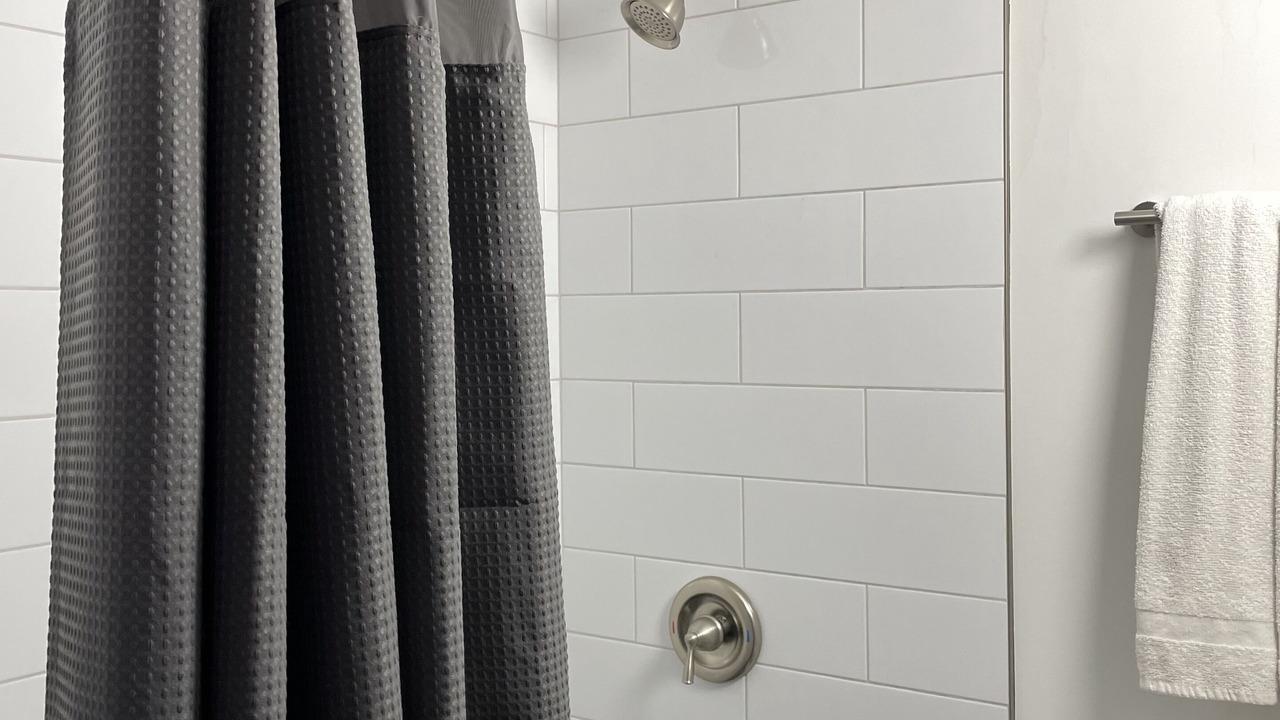 Photo of Bathroom in Worth