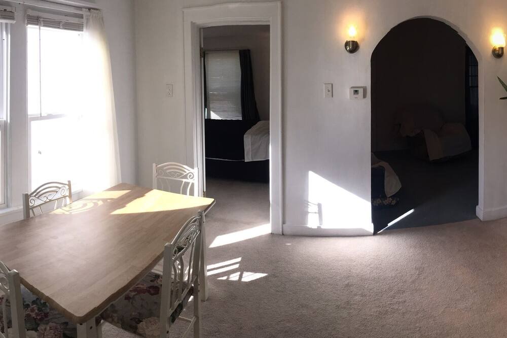 Photo of Bedroom in Dorsey