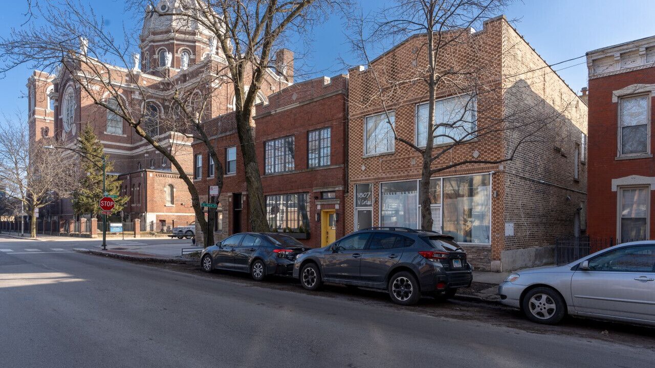 Photo of Outdoor in Bucktown