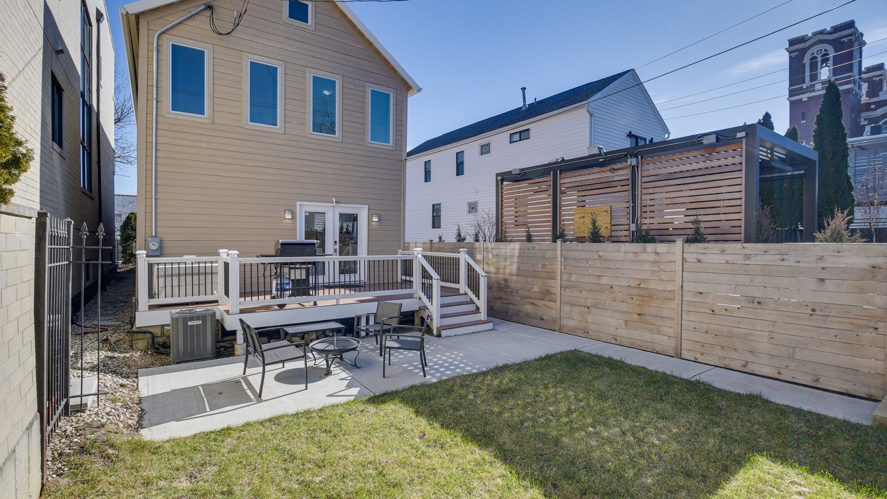 Photo of Outdoor in Bucktown