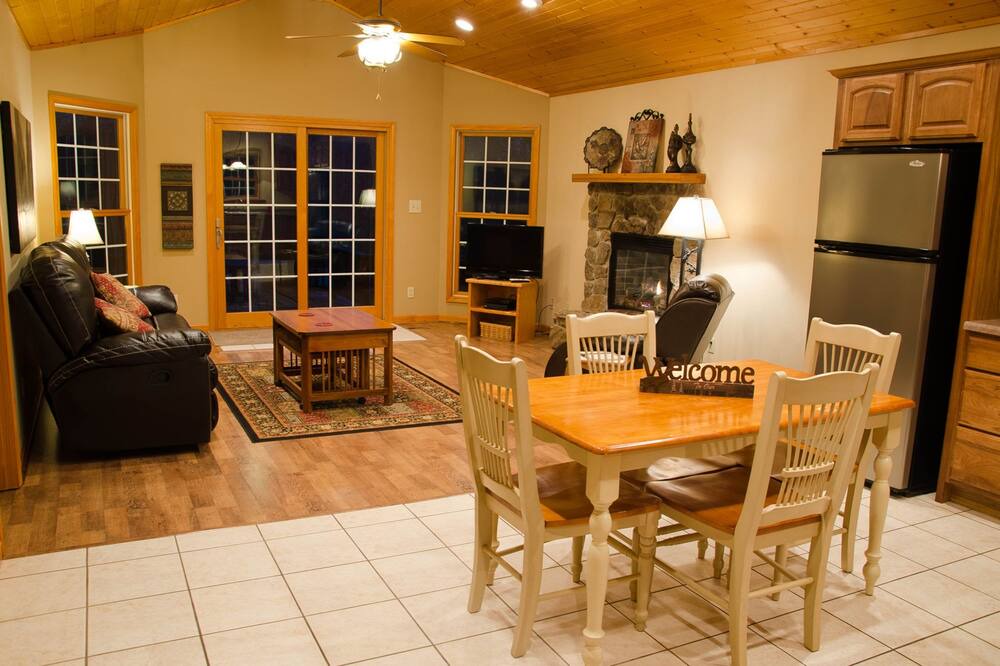 Photo of Bedroom in Carbondale