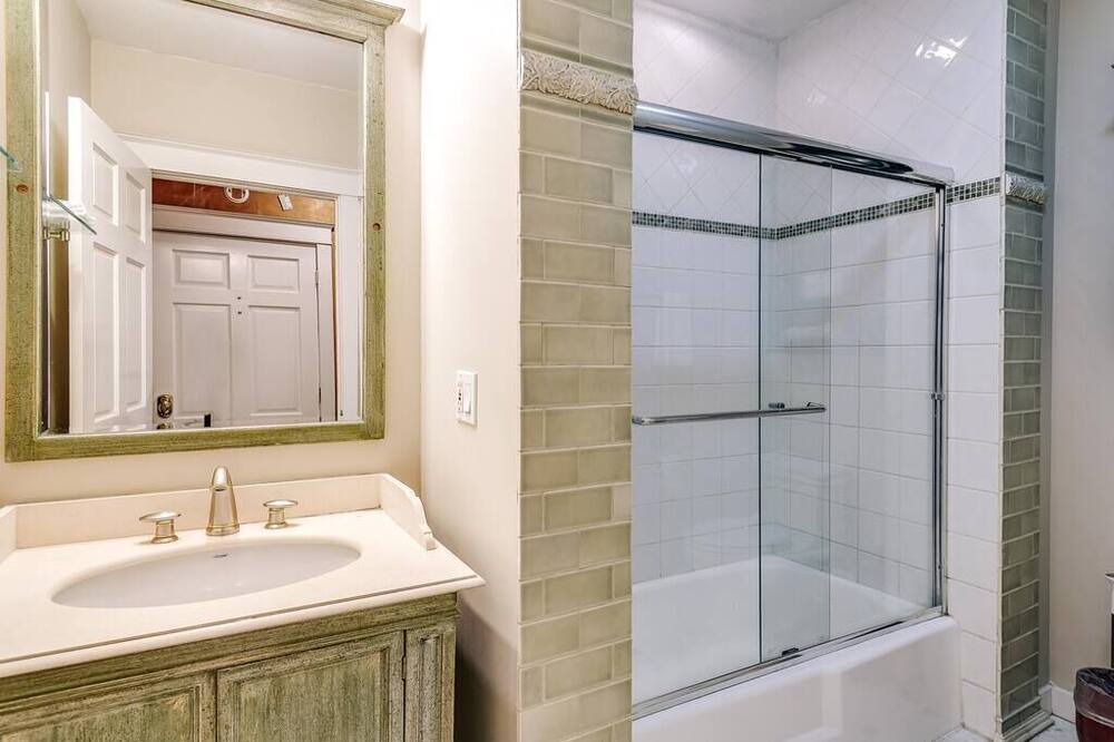 Photo of Bathroom in Gold Coast