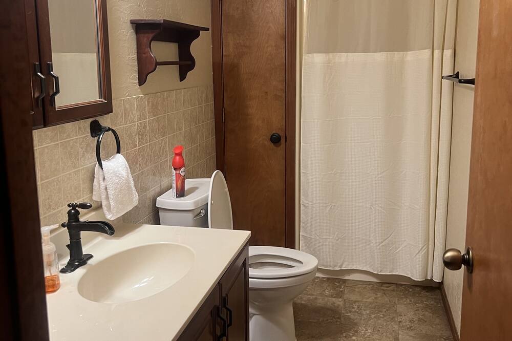 Photo of Bathroom in Clinton County