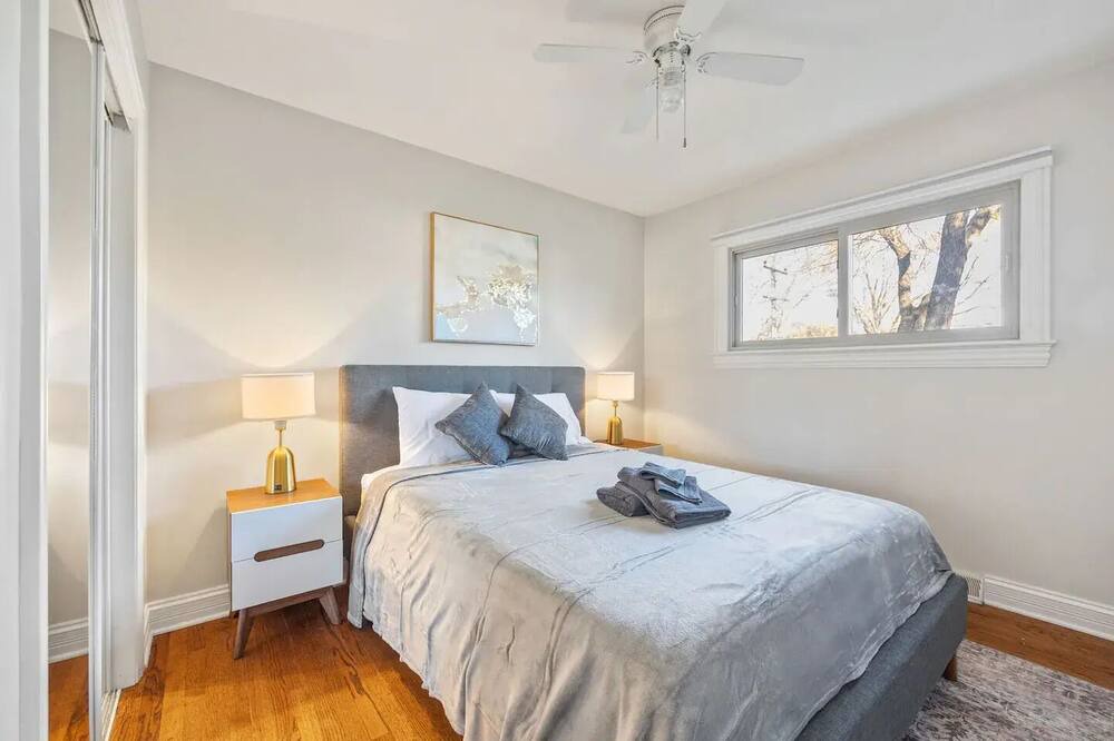 Photo of Bedroom in Arlington Heights