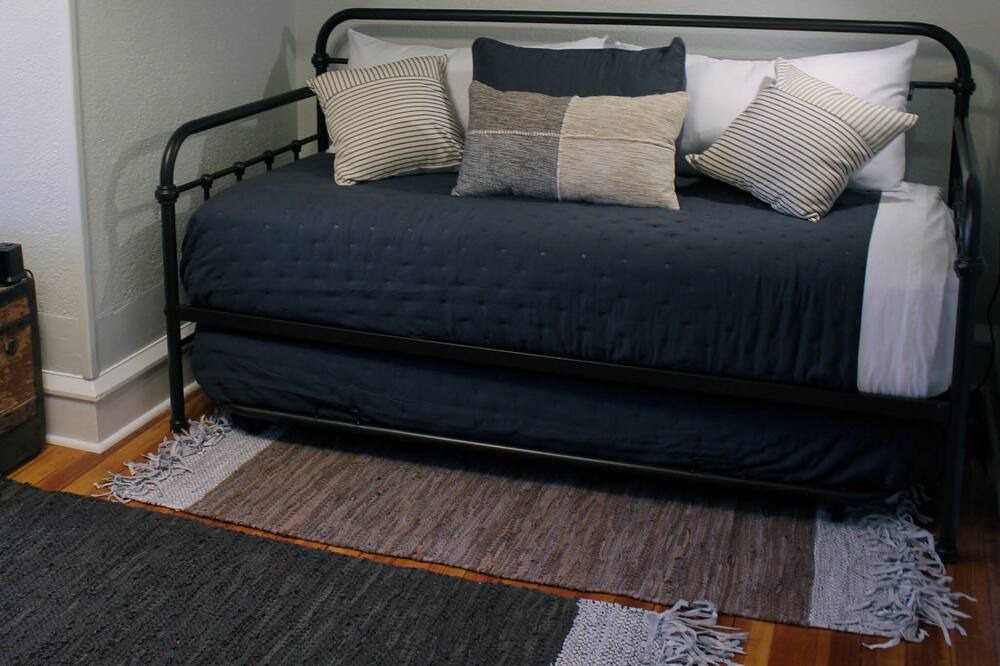 Photo of Bedroom in Highland