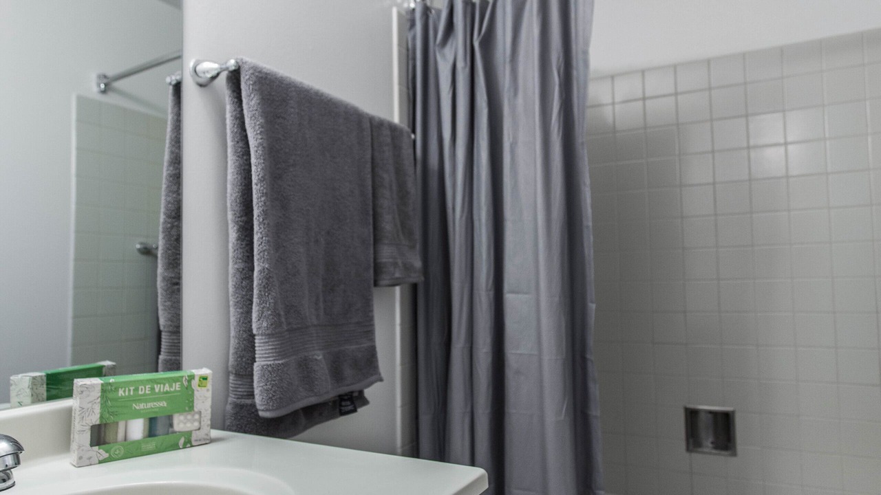 Photo of Bathroom in West Loop Gate