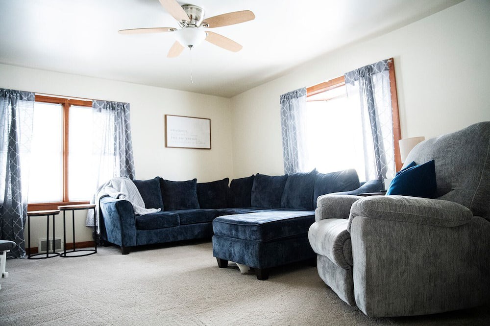 Photo of Livingroom in Monmouth
