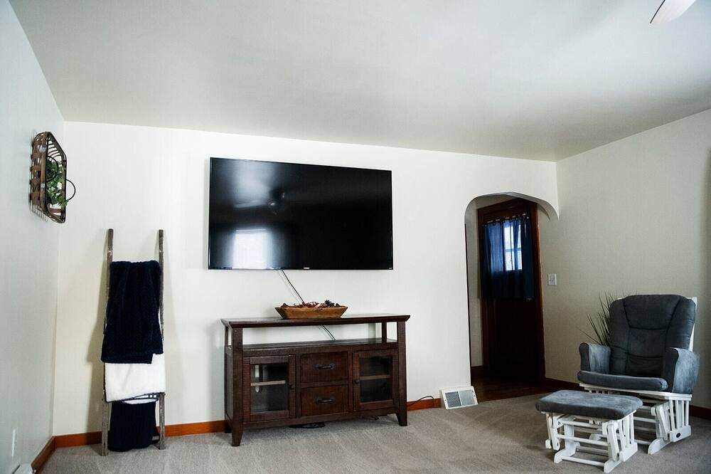 Photo of Livingroom in Monmouth