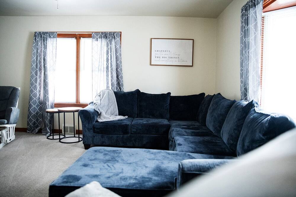 Photo of Livingroom in Monmouth