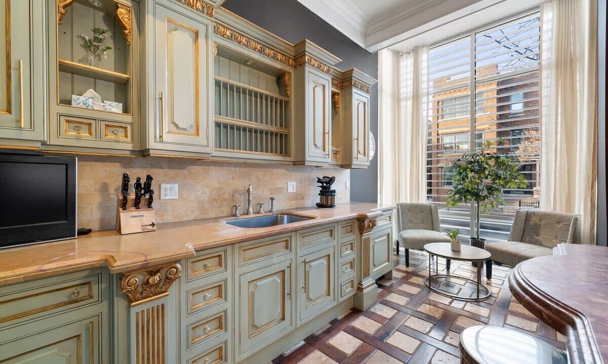 Photo of Kitchen in Logan Square